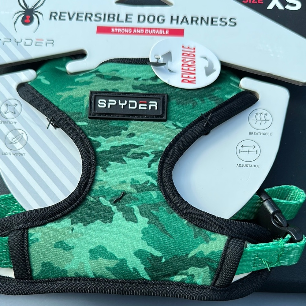 Spyder Reversible Dog Harness - Green and Black